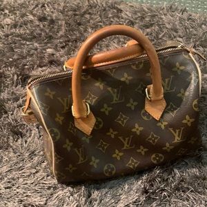 LV genuine leather used handbag